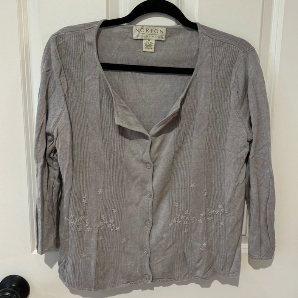 Vintage Grey Silk Floral Embroidered Button Cardigan‎ - Size Medium